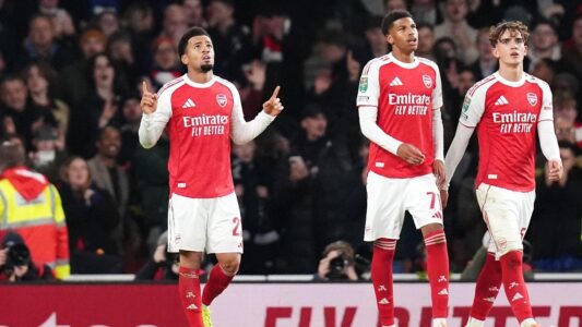 اللاعب الشاب إيثان نوانيري ينتقل من أرسنال إلى مارسيليا على سبيل الإعارة