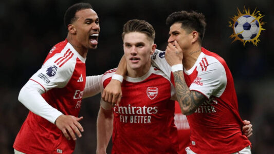 لاعبو أرسنال في مواجهة مانسفيلد تاون بكأس الاتحاد الإنجليزي على ملعب فيلد ميل