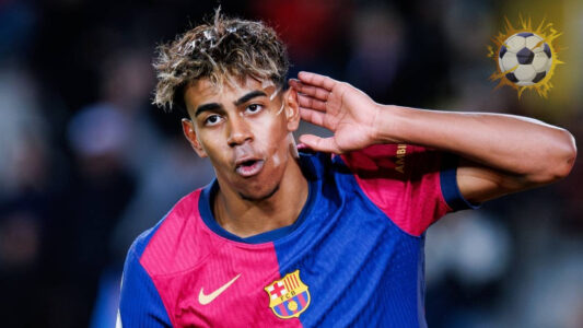 لاعبو نادي برشلونة يحتفلون في دوري أبطال أوروبا 2025/26 تحت قيادة هانزي فليك