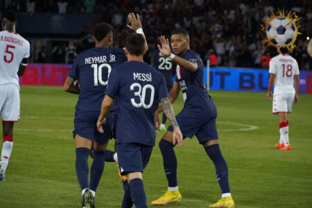 كيليان مبابي يتحدث عن نيمار وكارلو أنشيلوتي في مؤتمر صحفي